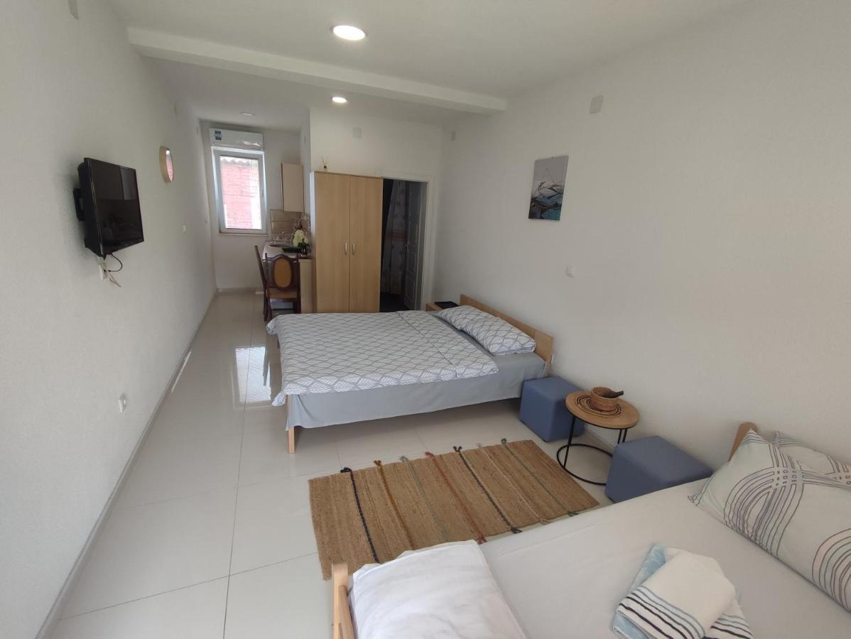 Apartments Three Ohrid Exterior photo